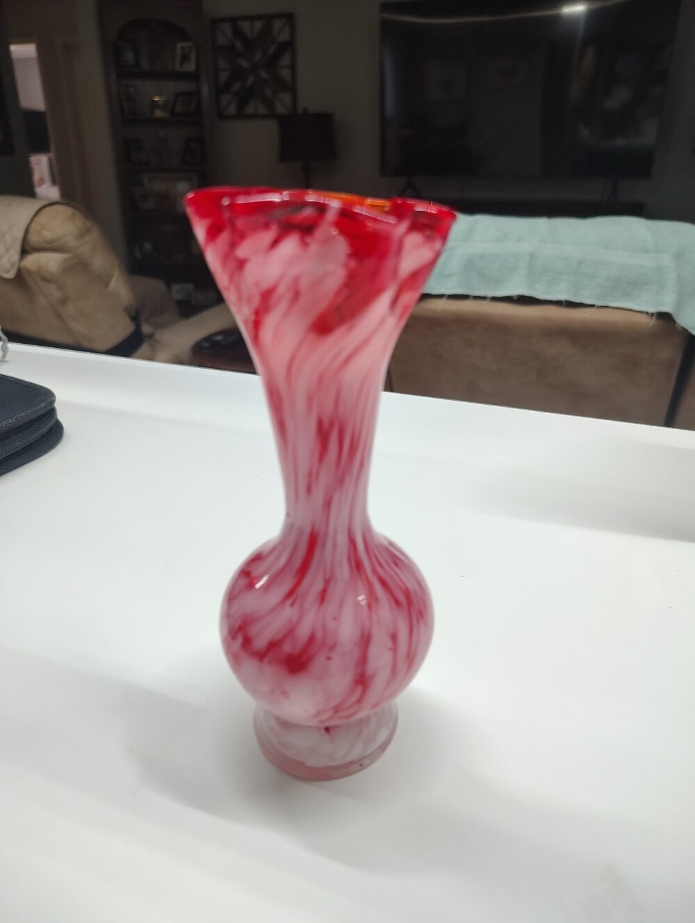 Red and White handblown Swirled Art Glass Vase